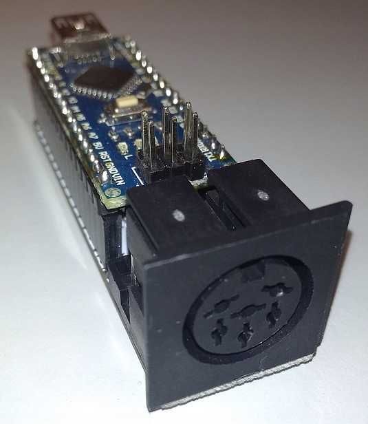 NANO2IEC - emulator stacji dysków do Commodore 64