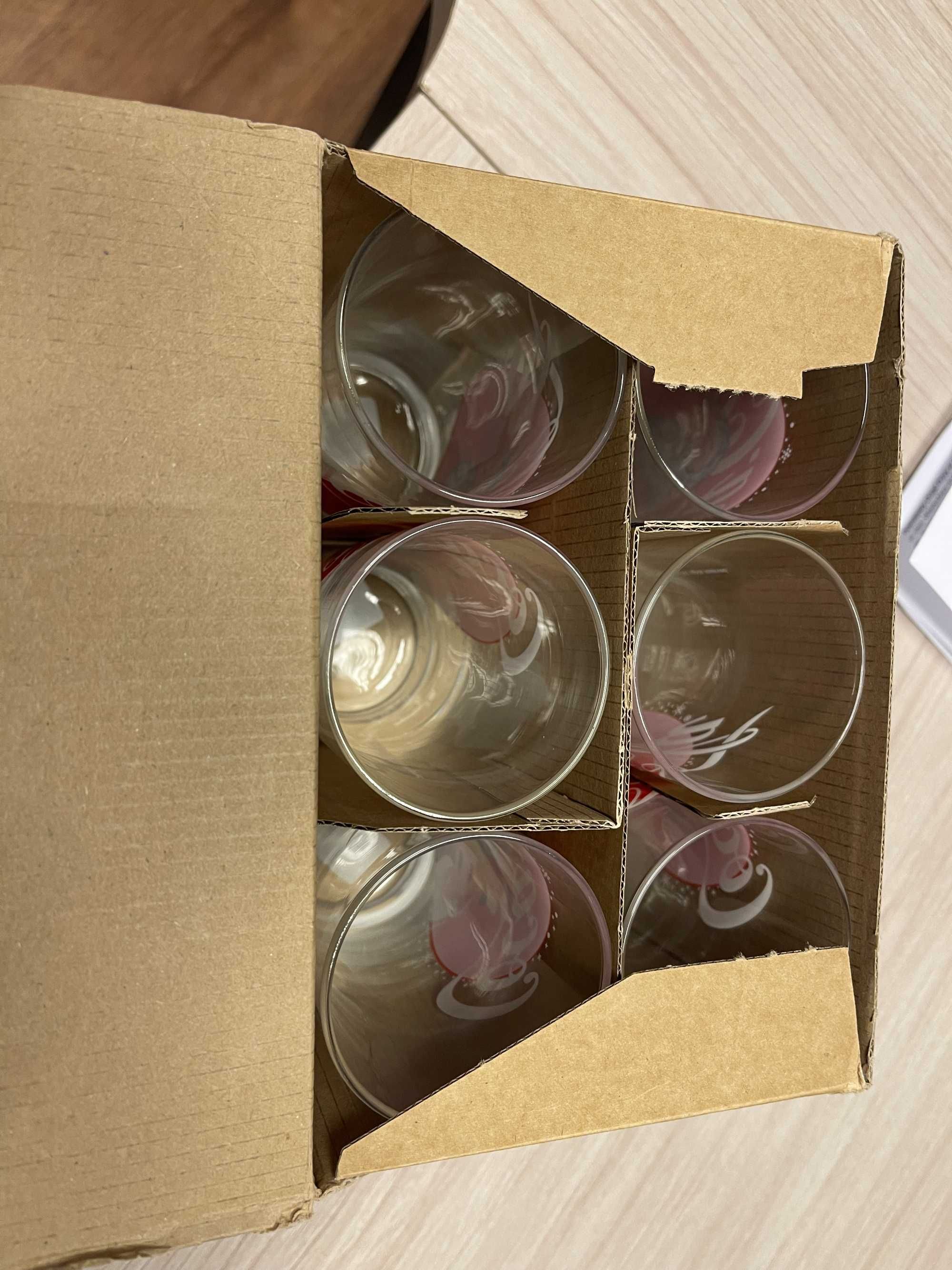 Szklanki Coca Cola z Mikołajem