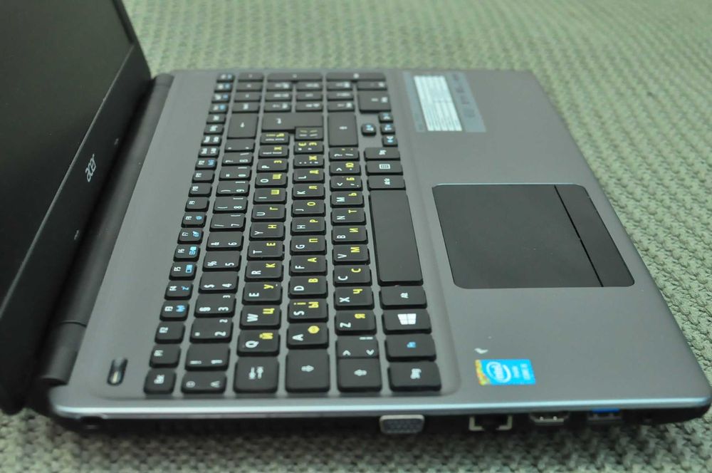 Игровой ноутбук Acer E1-572 (Core i5/12Gb/SSD/video -2Gb)