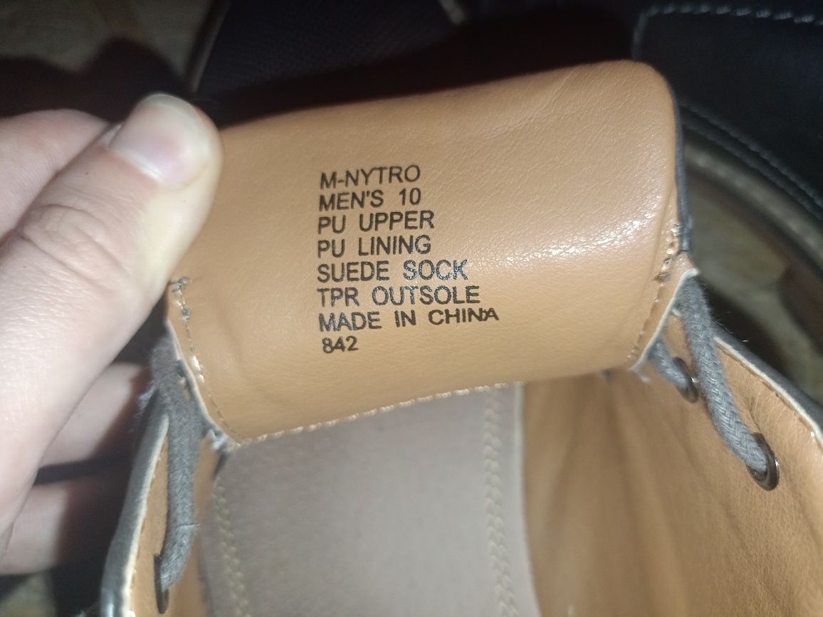 Obuwie męskie ze skóry