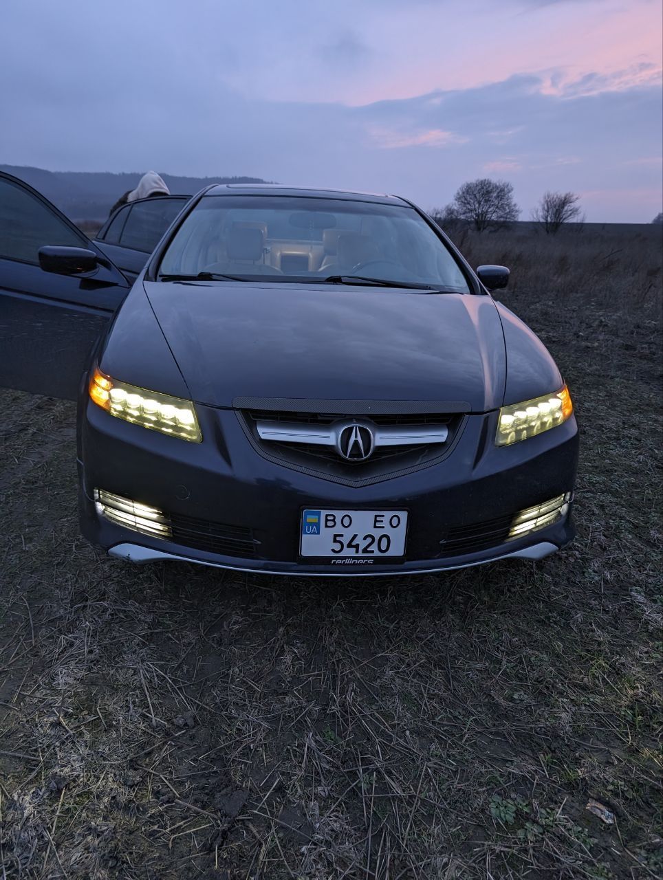 Acura TL 3.2 газ бензин преміум Honda Accord 2004рік S type