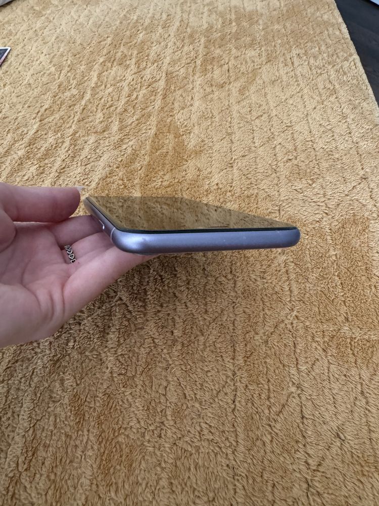 SPRAWNY Iphone 11 64GB Fioletowy