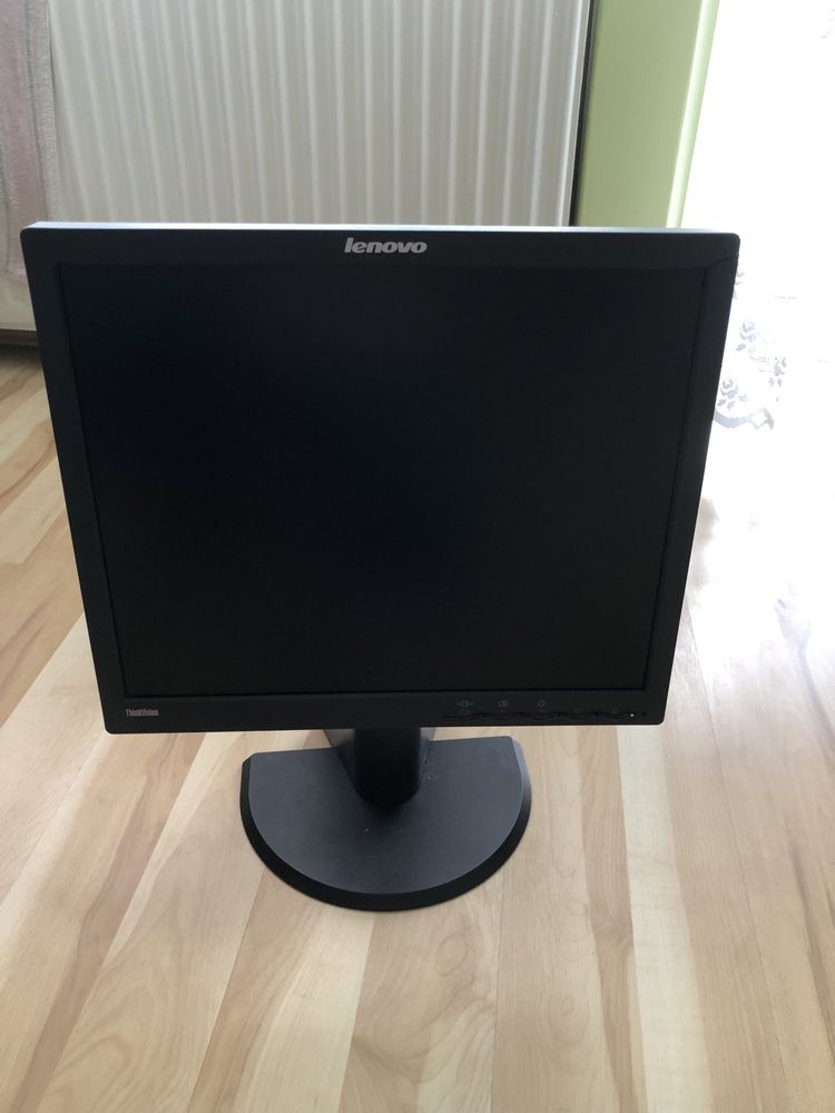 Monitor Lenovo 17” 9417-HH2