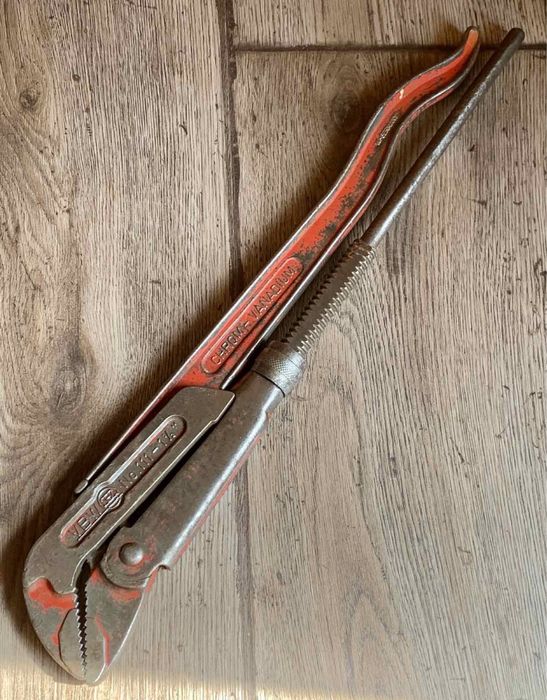 Оригинальный трубный, газовый ключ жабка W.Germany