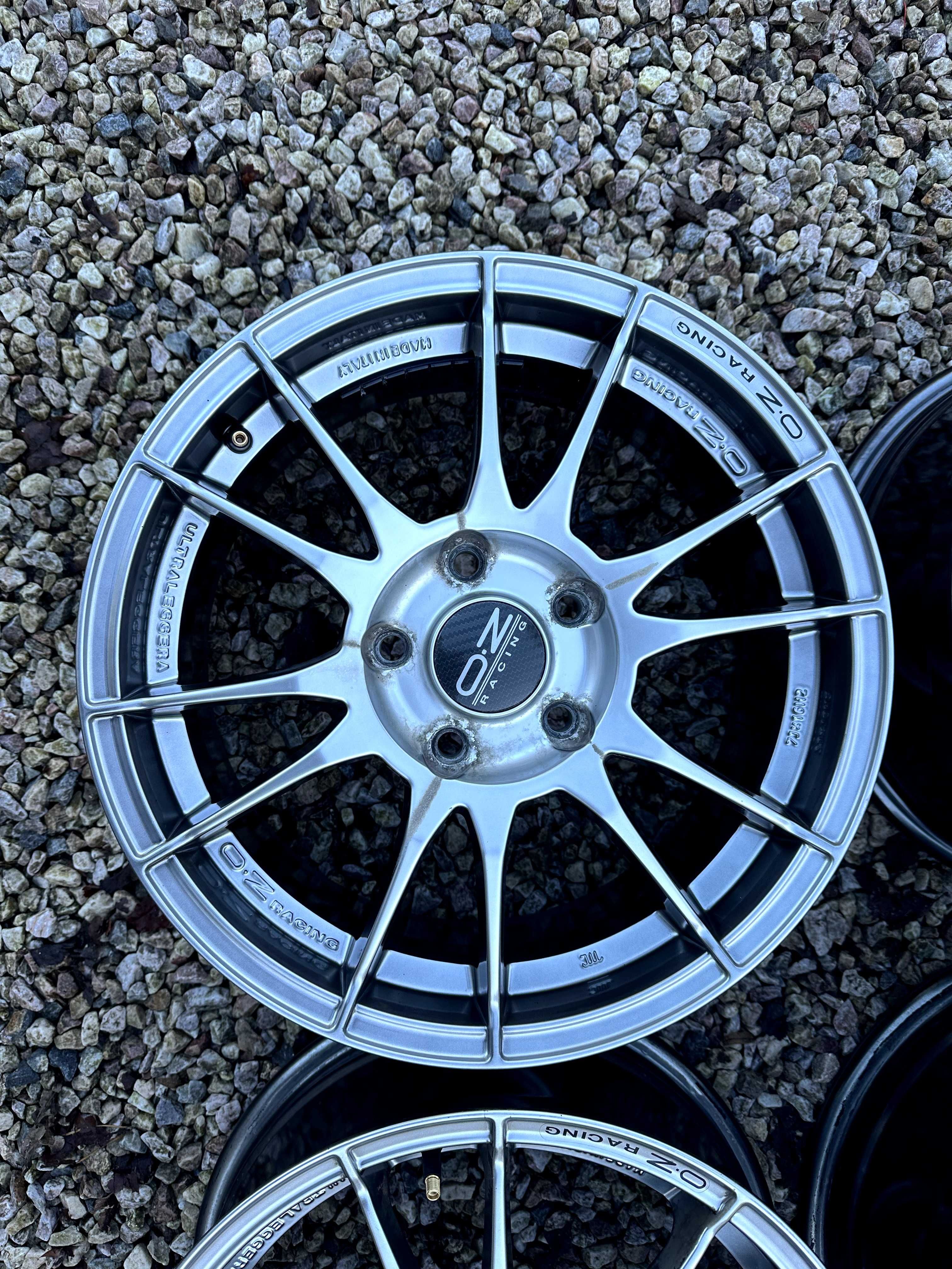 Felgi Alufelgi Oz Ultraleggera  R16 5x112 7j et 48