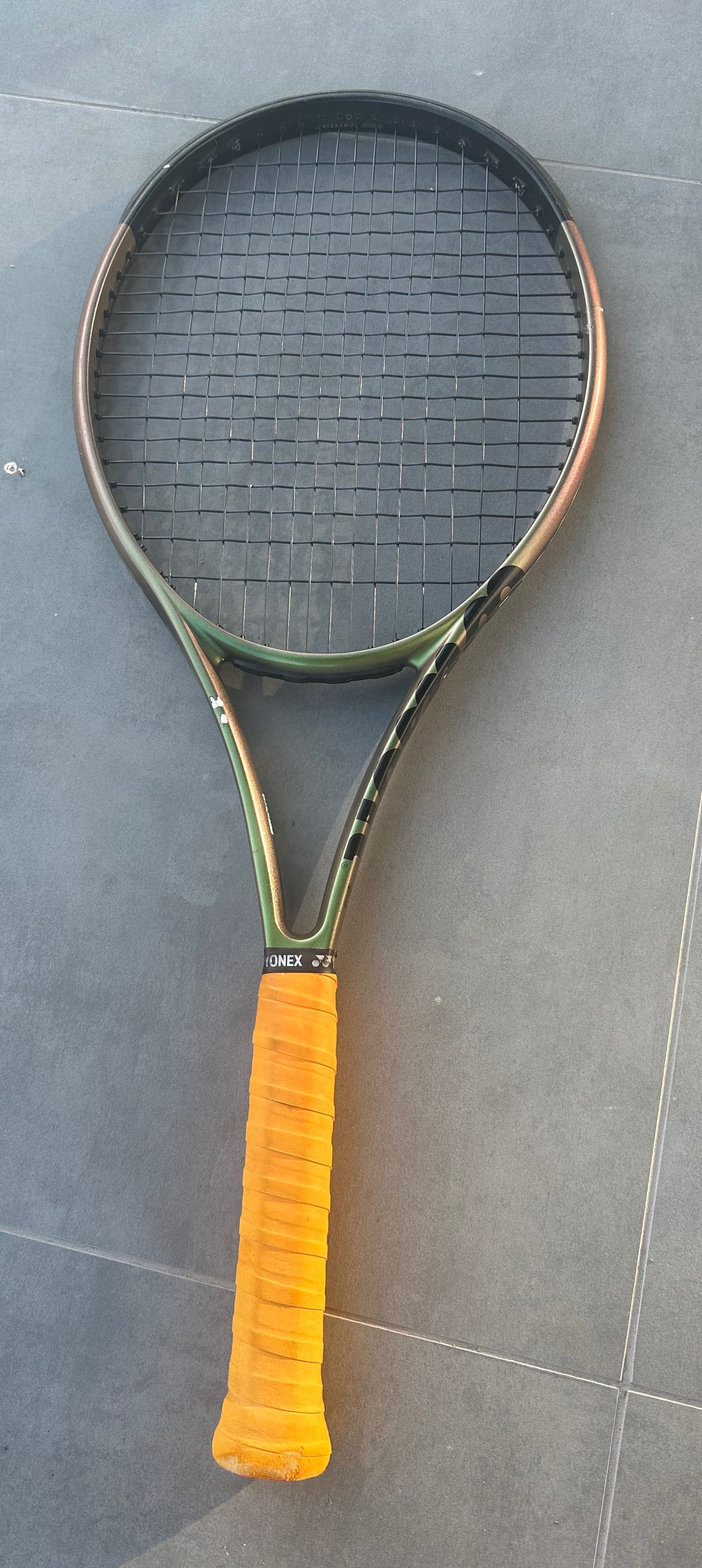 Тенісна ракетка Wilson Blade 100UL V8.0