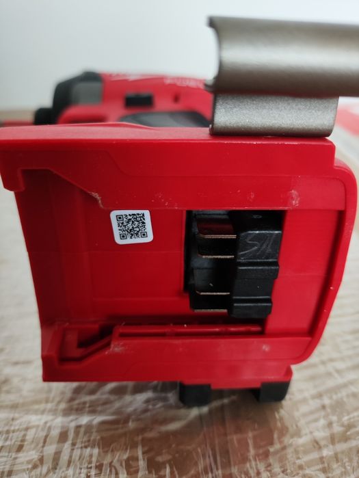 Milwaukee zakrętarka udarowa FUEL M18 FID3-0 226NM