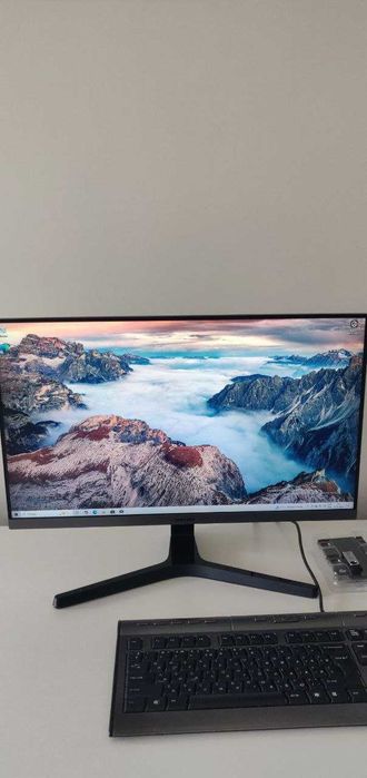 Продам ПК + монітор + клавіатура з мишкою