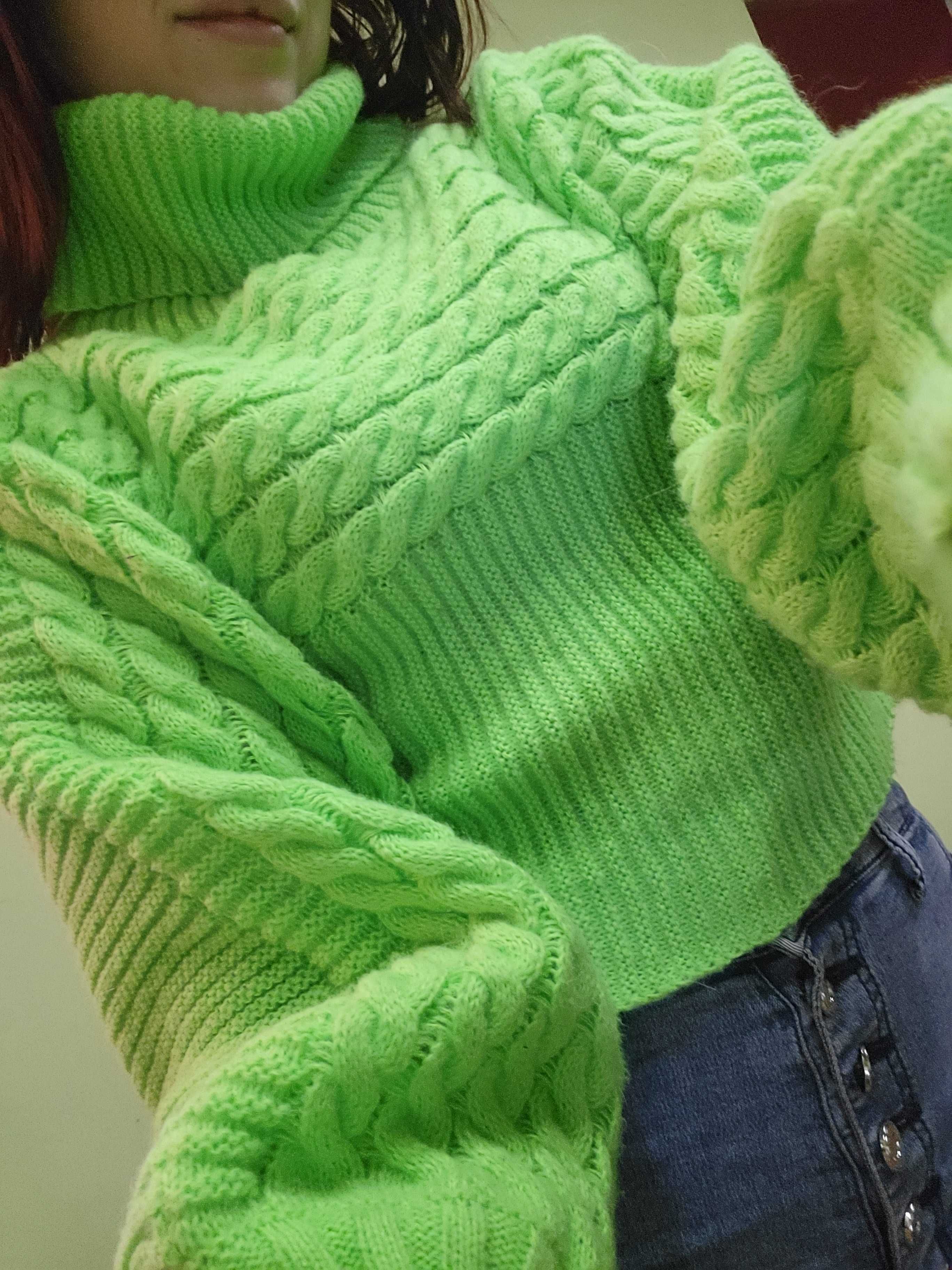 Zielony sweter pleciony, luźny, jasna zieleń, S, golf, limonka