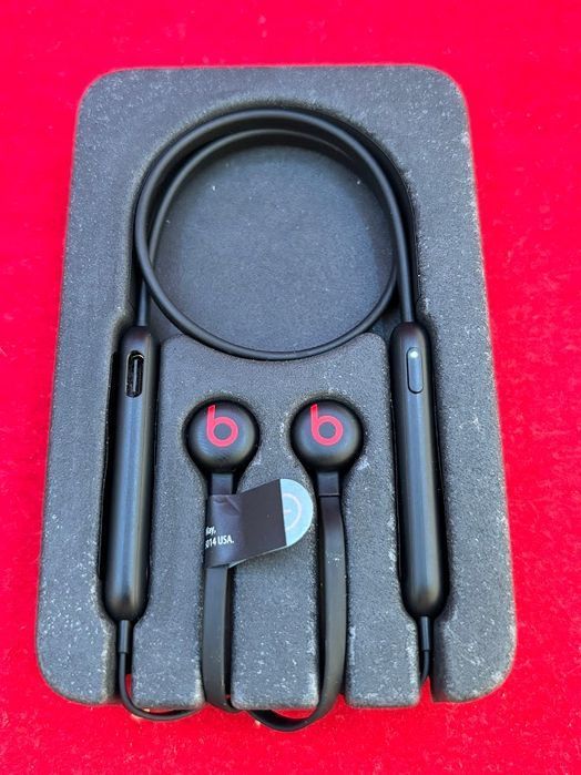 outlet słuchawki bezprzewodowe dokanałowe beats mymc2zm/a bluetooth