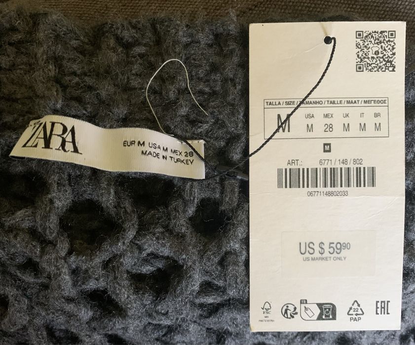 Пончо крупная вязка . ZARA .