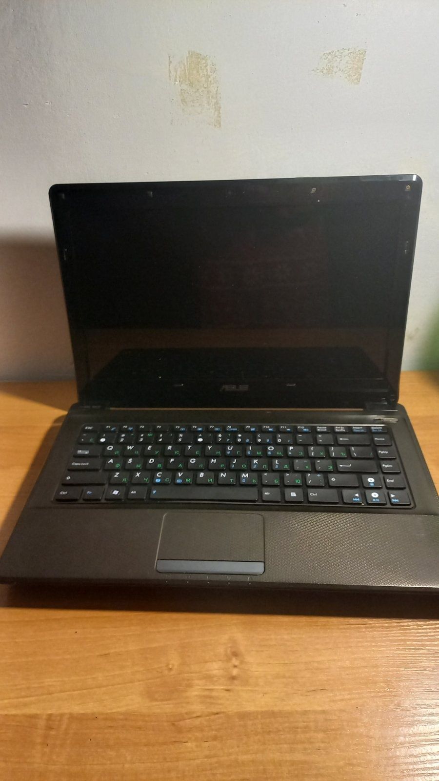 Продам ноутбук  ASUS  K42 F  б/у