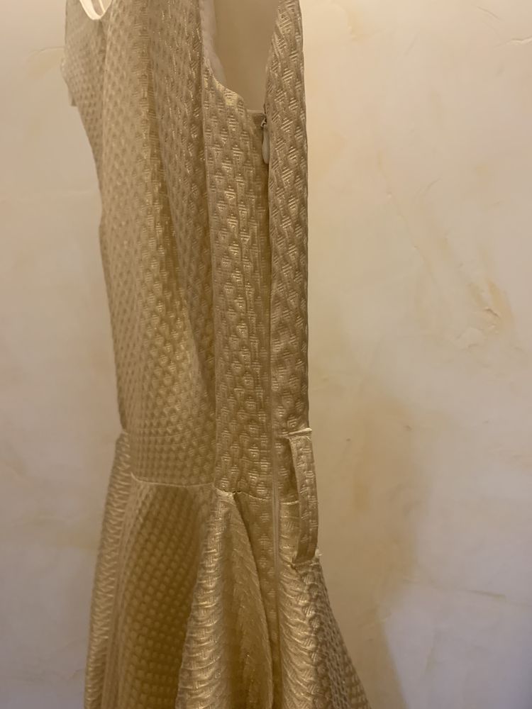 Праздничное, для выпускного платье золотого цвета, размер XS
