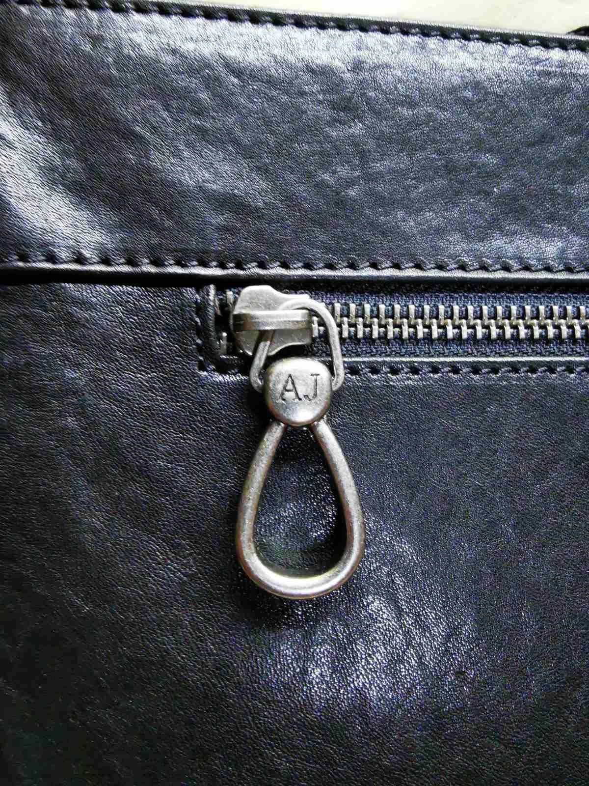 Мужская чёрная кожаная сумка "Armani Jeans", Италия, оригинал, новая