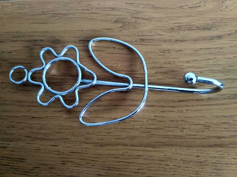 haczyk wieszak Metalowy chromowany haczyk ścienny kwiatek 18cmx8cm