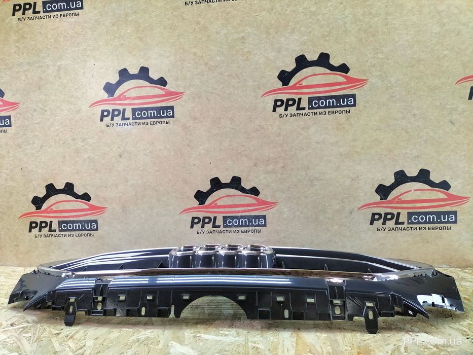 Audi A4 B9 2019-2023 Решетка радиатора 8W0853651DF / 8W0853651DH