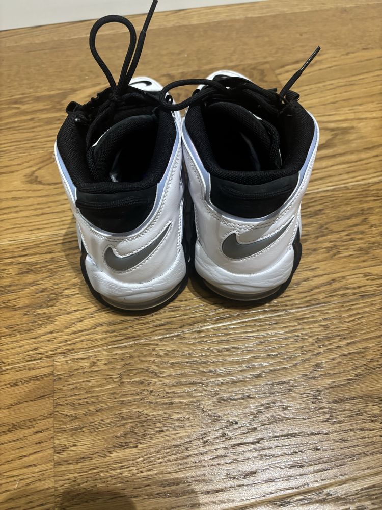 Nike Air More Uptempo