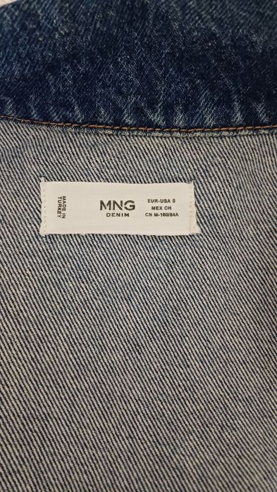 Жіноча джинсовка