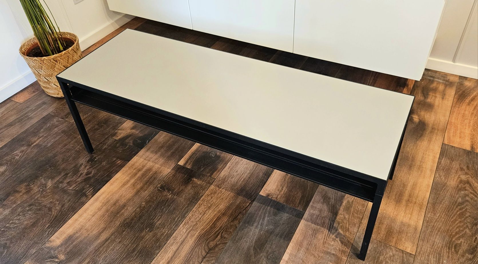 Ikea NYBODA - stolik kawowy metalowy - idealny