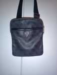 Bolsa atiracol Guess