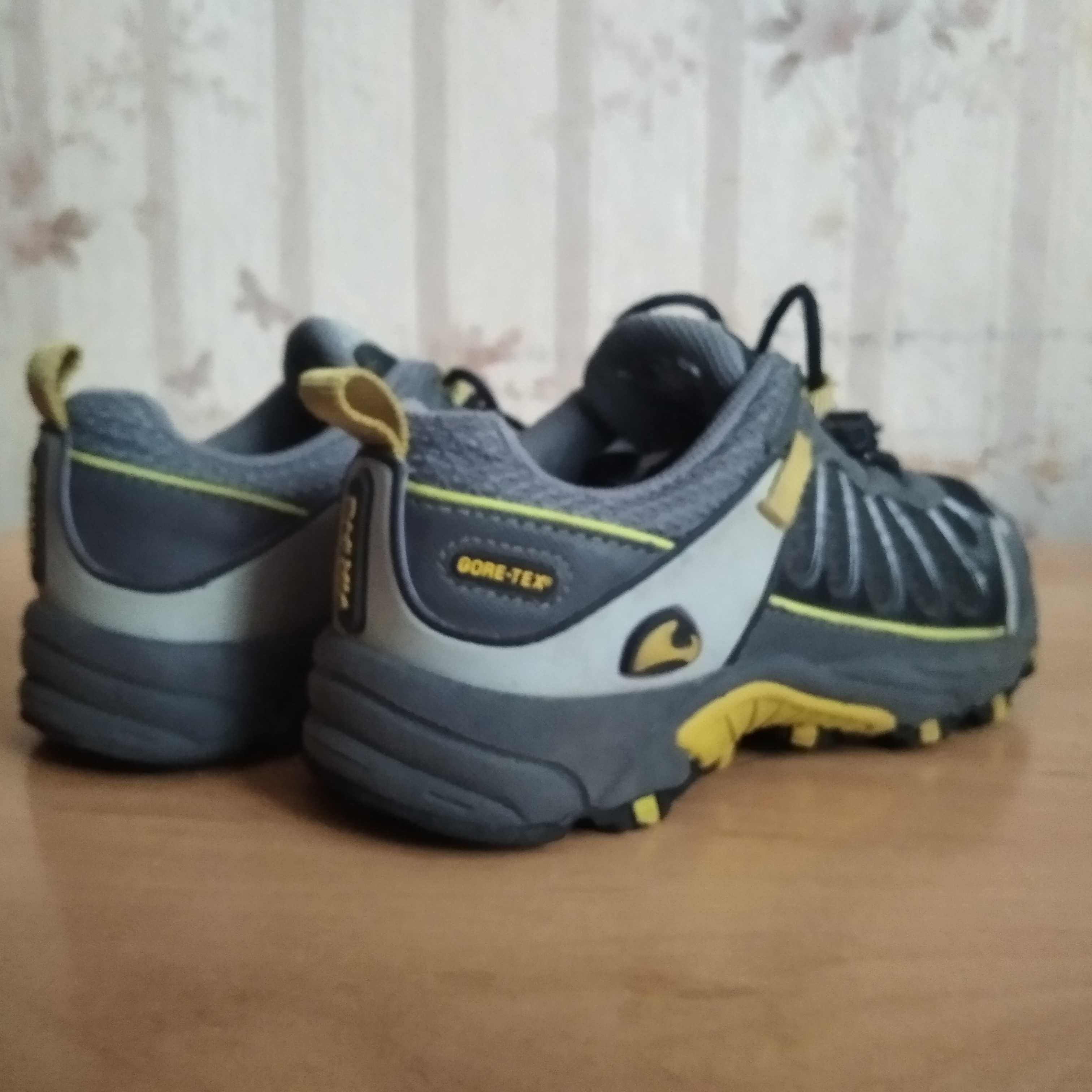 Dziecięce buty trekkingowe VIKING GORE-TEX  roz.eu-30