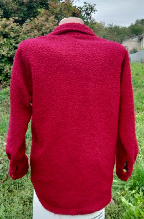 Рубашка на дівчинку підлітка