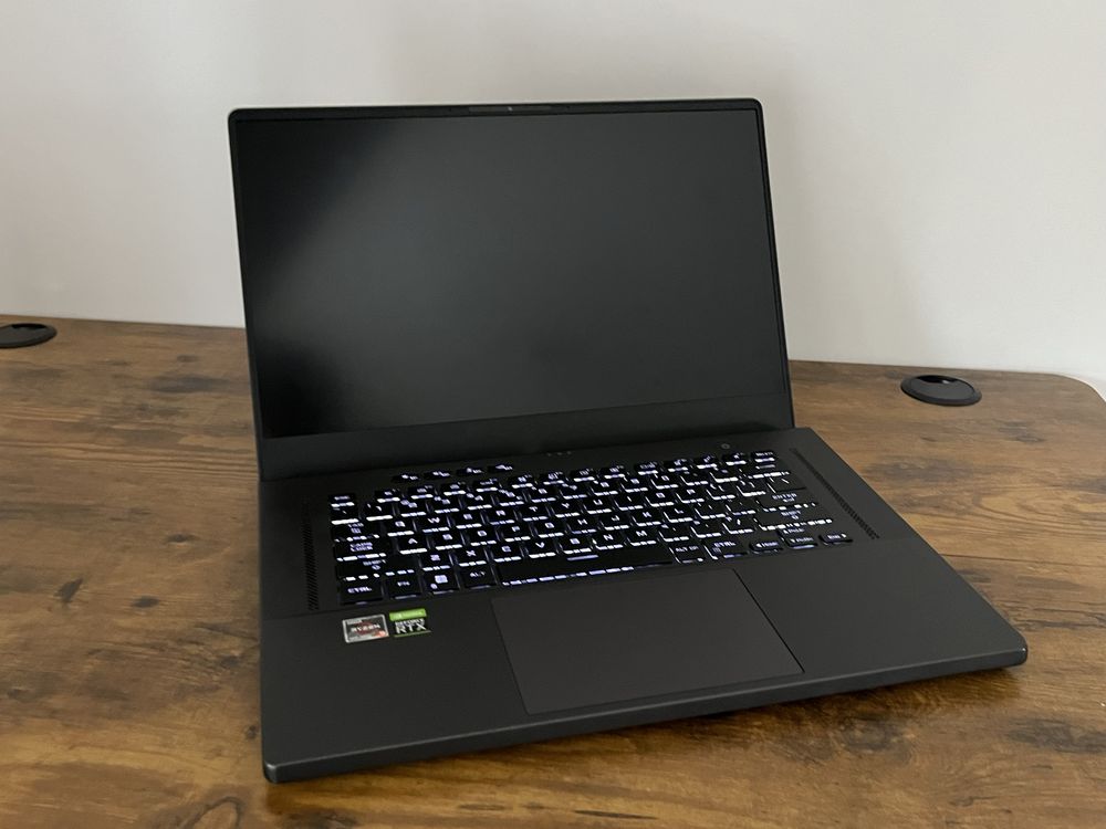 ROG Zephyrus G15 / 32gb RAM / 1TB SSD