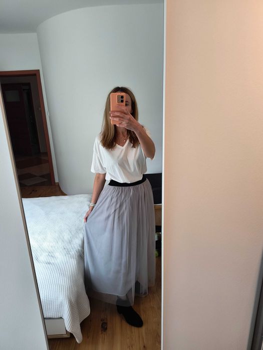 Długa spódnica tiulowa