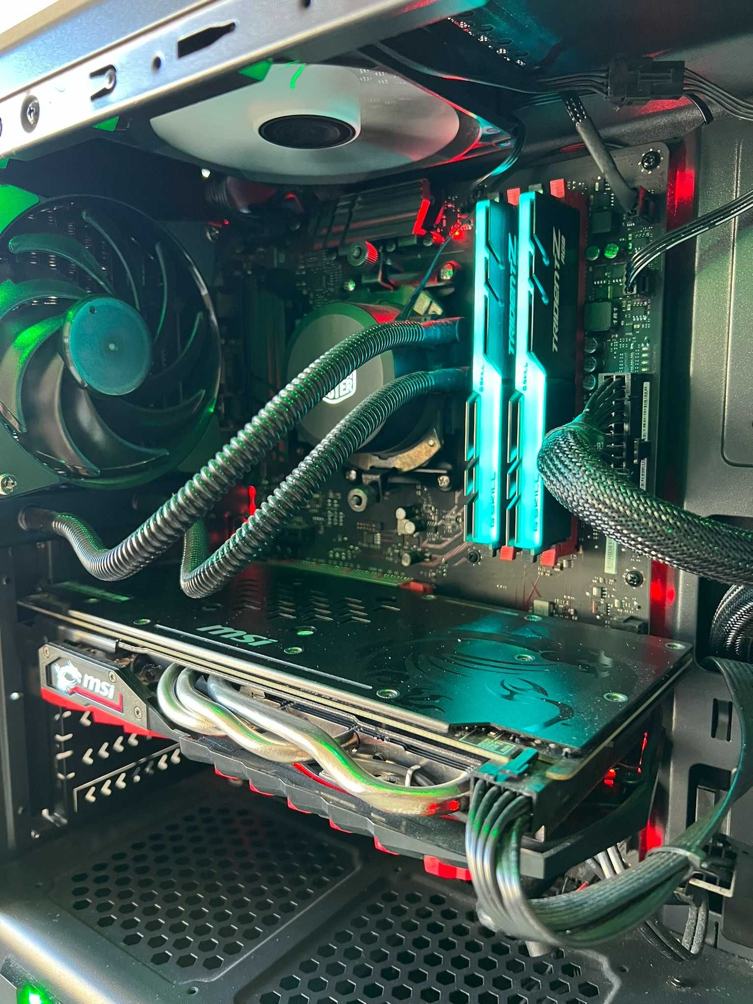 PC Gaming + MONITOR AOC 27" Gaming (RYZEN 5, RX 580 X 8GB)
