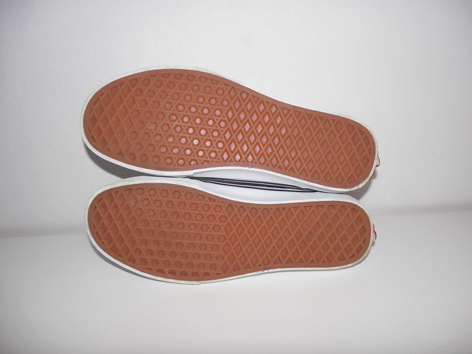 Vans Stylowe Trampki Unisex 39 wkł. 25 cm