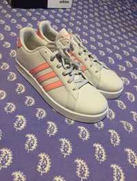 Tenis Adidas Novas