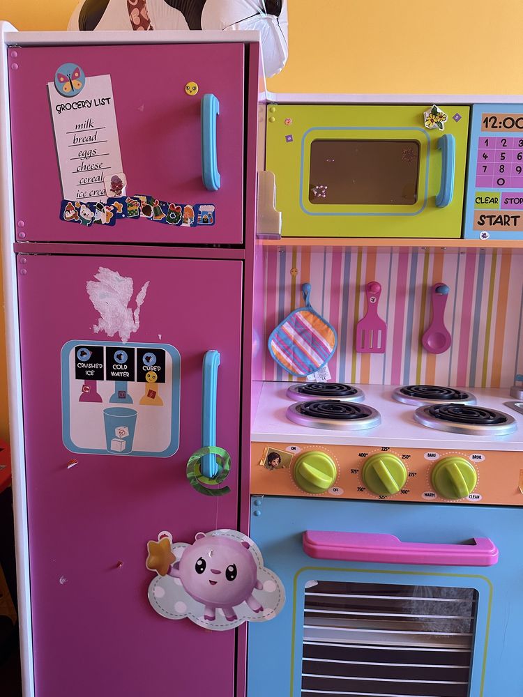 Детская кухня KidKraft Deluxe