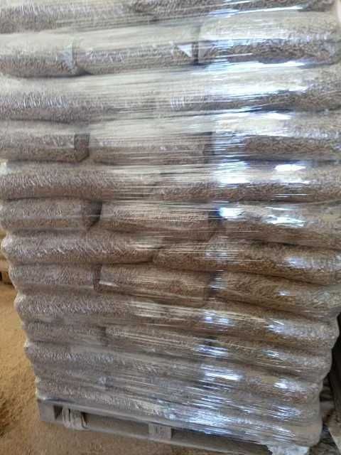 Sprzedam pellet 6mm 8mm prosto od producenta ( ekogroszek )