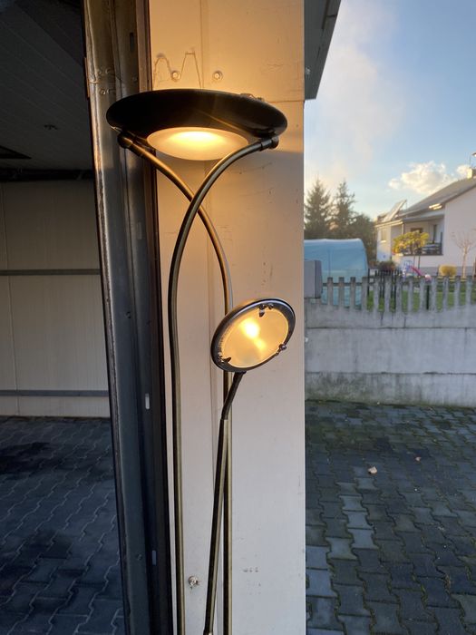 Lampa wolno stojąca