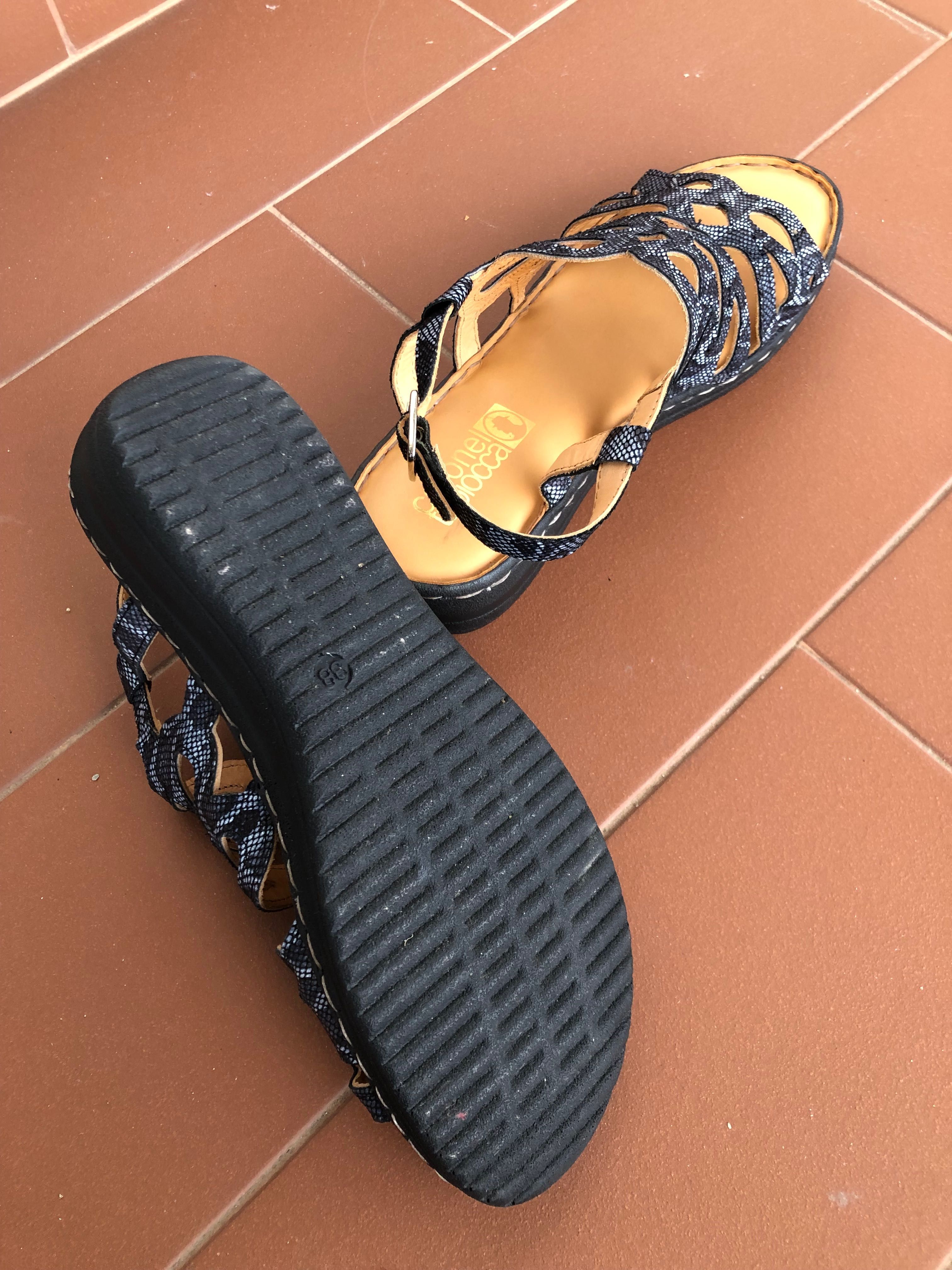 Sandálias confortáveis com cunha tam.38 Coronel Tapiocca