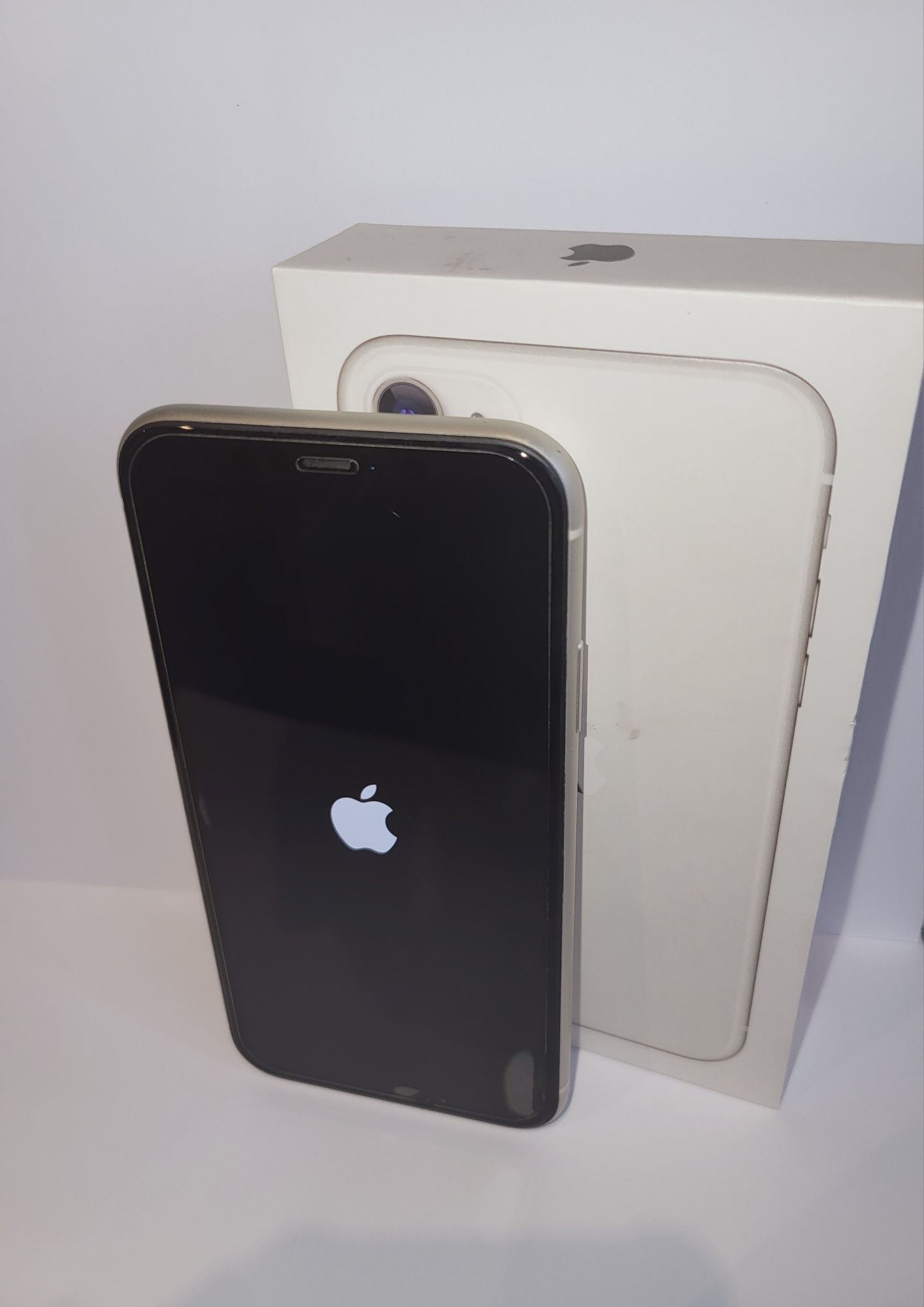 iPhone 11 64gb Biały