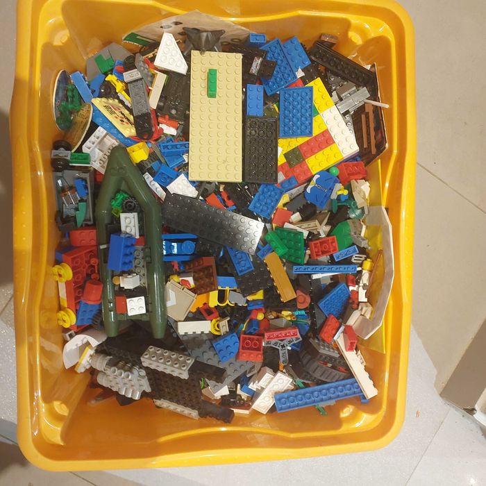 Zestaw klocków lego i innych prawie 5 kg.