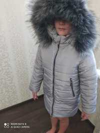Пальто зимове на дівчинку