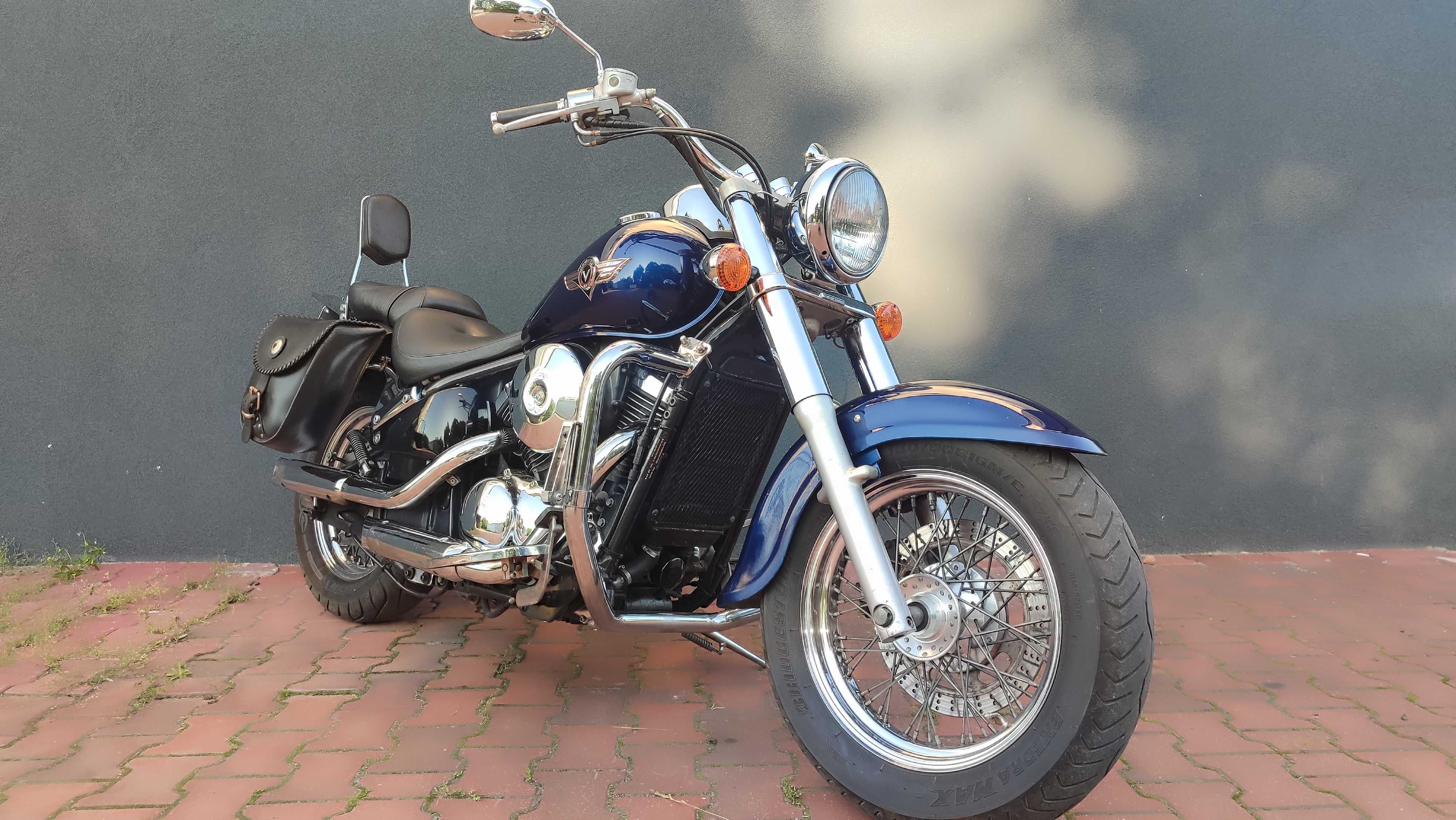 Kawasaki Vulcan Vn 800 classic.