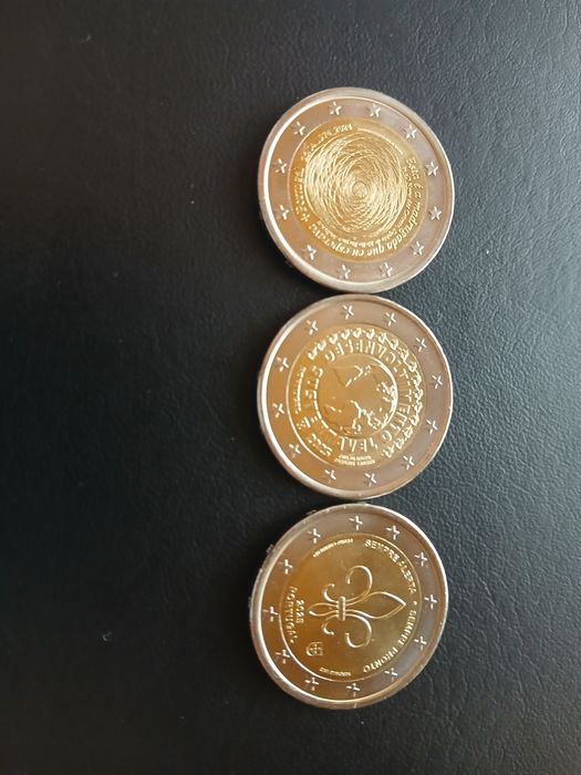 Moedas UNC 2€ para troca