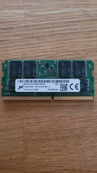 Pamięć RAM DD4 16GB Micron MTA16ATF2G64HZ-2G1B1 SODIMM