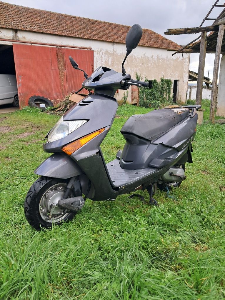 Honda lead 125 *