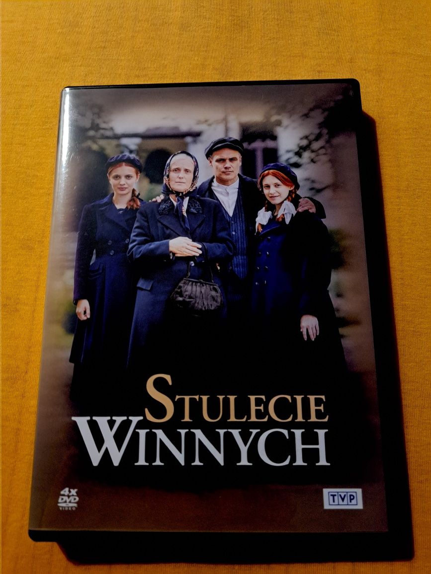 Stulecie Winnych Sezon 1