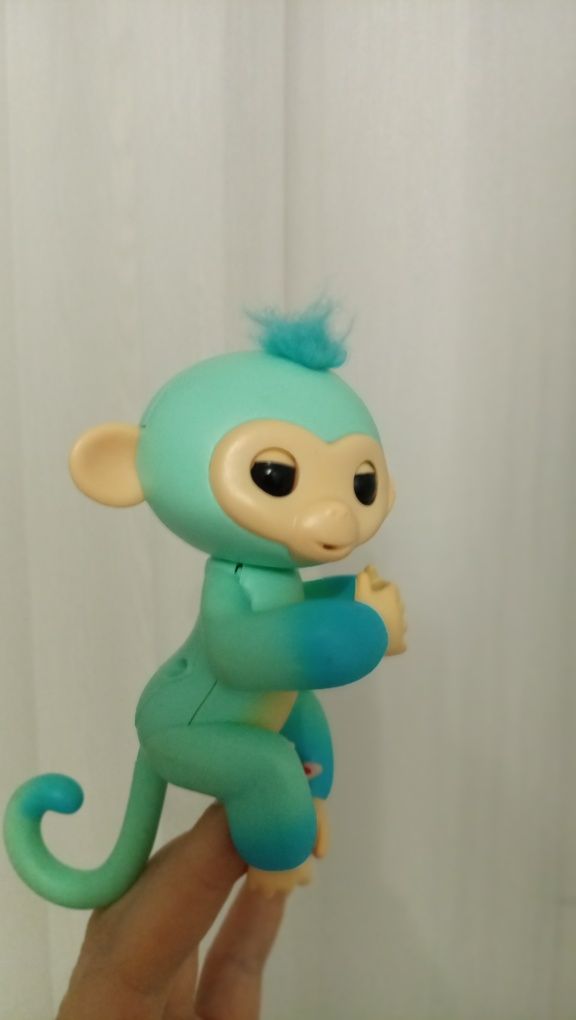 Интерактивна обезьяна Fingerlings Monkey WowWee