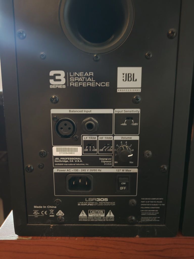 Kolumny monitory studyjne JBL LSR 305