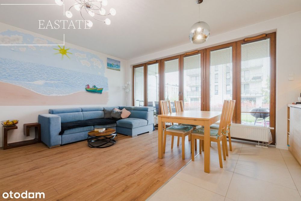 Przestronny apartament z tarasem i ogródkiem