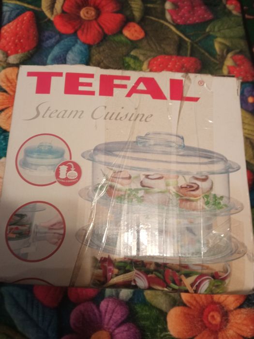 Пароварка tefal в робочому стані