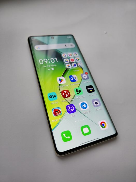 Телефон Infinix note 40 pro 8/256