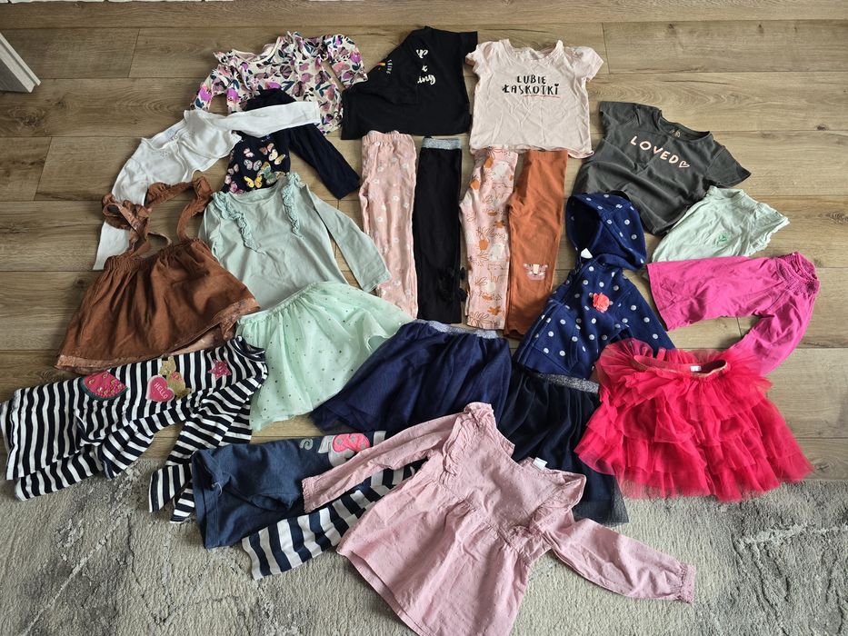 Zestaw paka ubrań dla dziewczynki