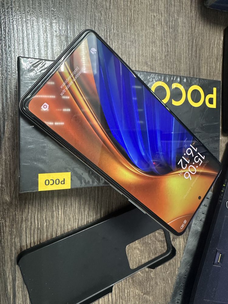 Смартфон Xiaomi Poco F4 8/256GB